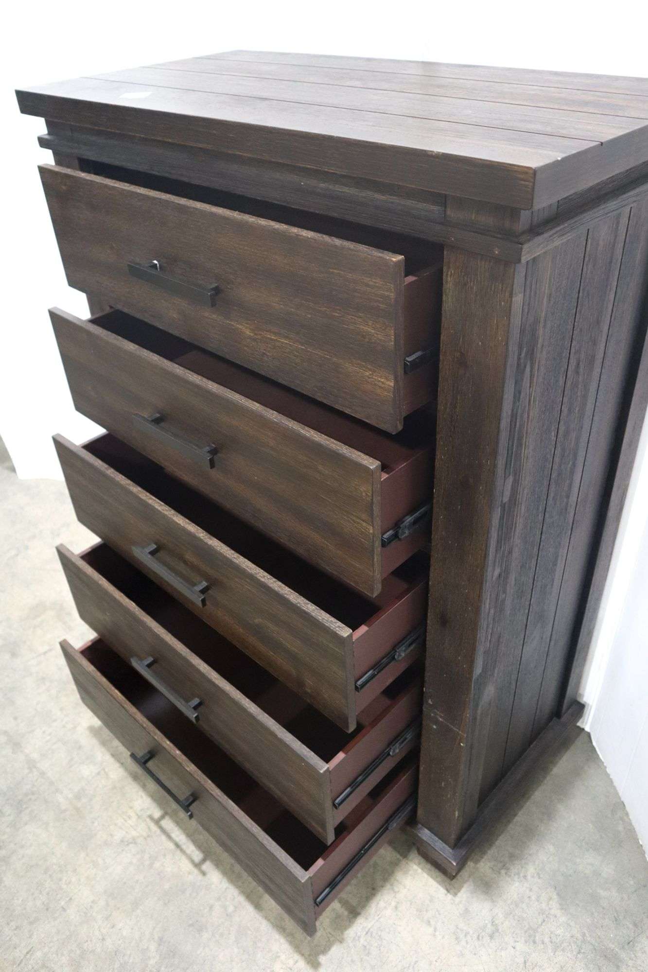 green river furniture corp dresser Company 5-Drawer 36