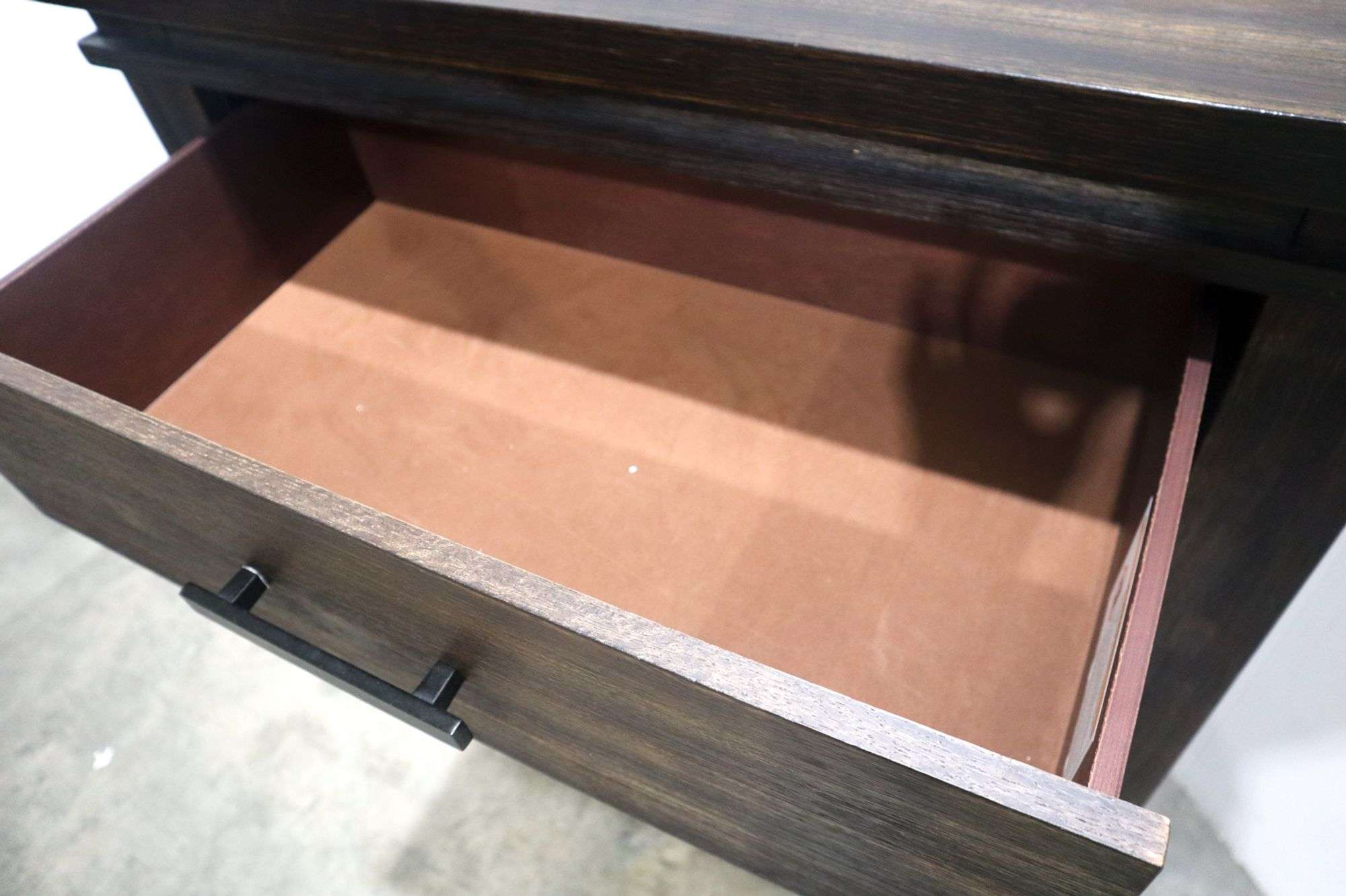 Green River Furniture Company 5-Drawer Dresser 36"x50"x18" - Bunting Online  Auctions