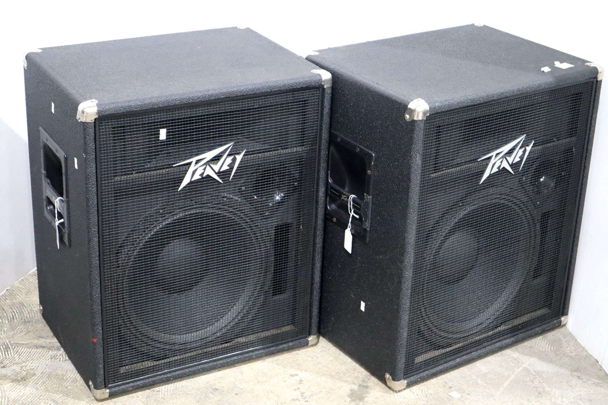 みぃページ Peavey PVi 650 Powered Mixer – Kenny's Music Shoppe