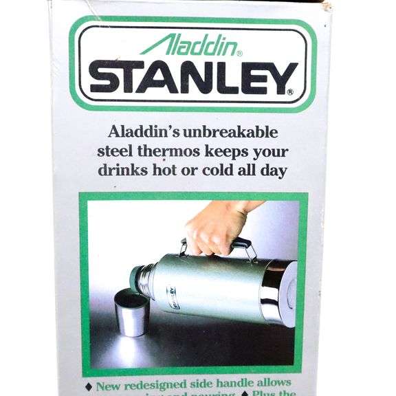 Aladdin Stanley Unbreakable Steel Quart Thermos in Original Box . - Bunting  Online Auctions