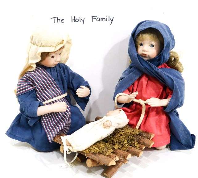 The AshtonDrake Galleries Collectible Dolls The Holy Family , The