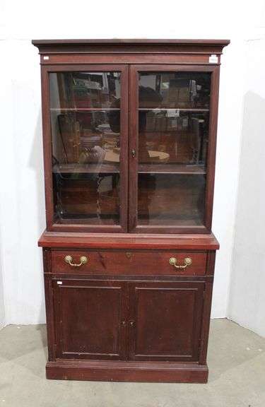 Glass Door China Hutch Cabinet. 70x35x17 - Bunting Online Auctions