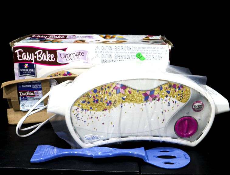 Baking Star Easy Bake ultimate Oven,Model E6120 - Bunting Online Auctions