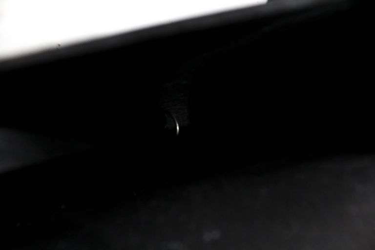 Unik Leather Motorcycle Saddle Bags and Dropins Bunting Online Auctions