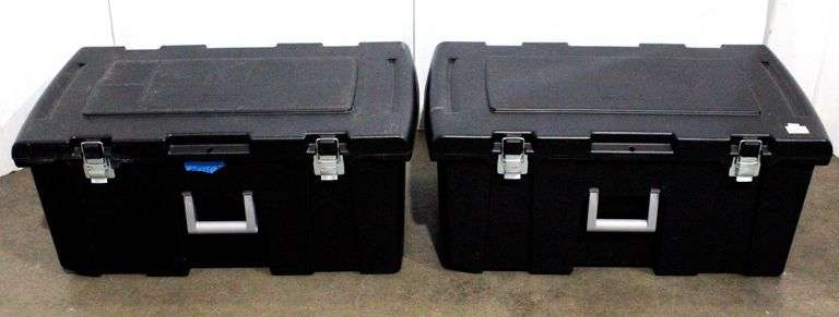 Sterlite Footlocker Storage Containers - Bunting Online Auctions