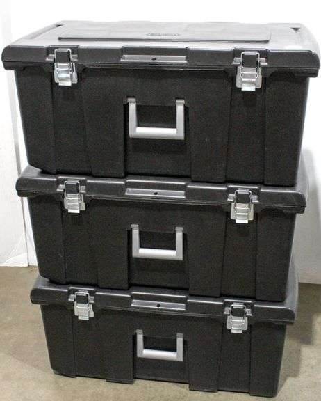 Black Footlocker Storage Containers - Bunting Online Auctions