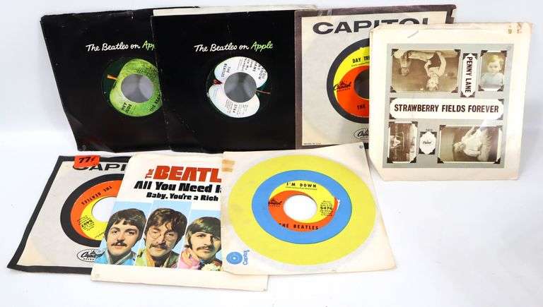 Beatles 45 rpm records , Includes Apple records # 2276 ( Hey Jude ...
