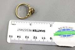 10 KT Gold Topaz (tested) Ring, size 7 1/2.     (2.36 gm t.wt)
