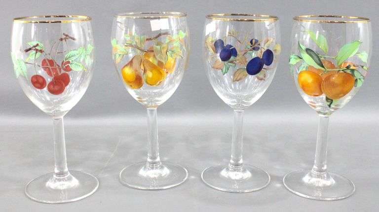 Four Royal Worcester Evesham 8 Oz Wine Glasses Fruit Motif