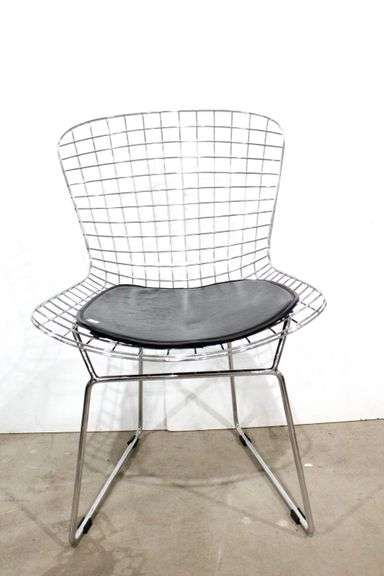 Harry Bertoia (Believed to be) Metal Art Wire Chairs with Seat Cushion