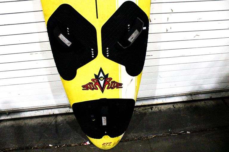 Vintage 277 F2 Ride Windsurfer Board