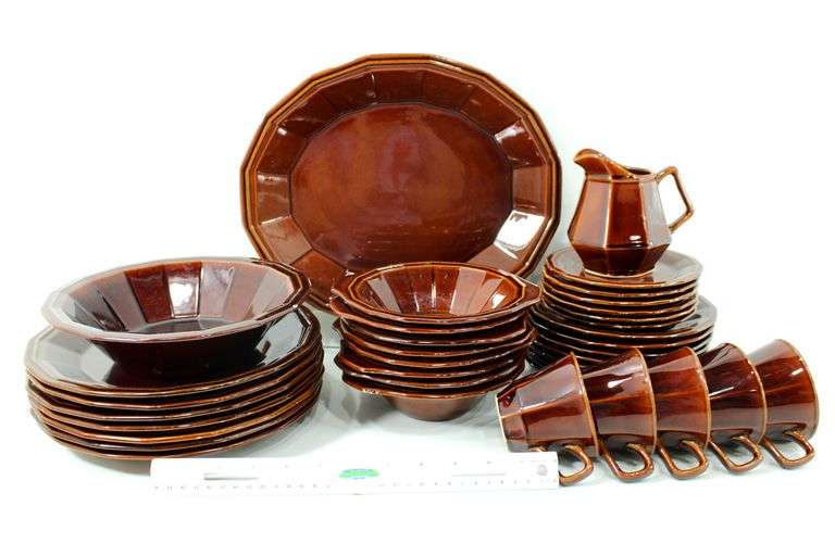 Vintage '70s Brown Ceramic Dinnerware