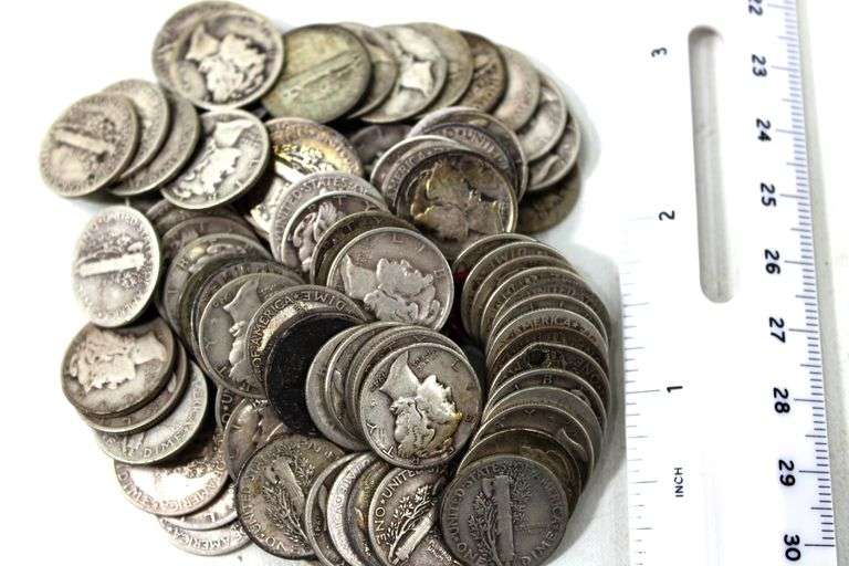 Mercury and Barber silver dimes , 90 items