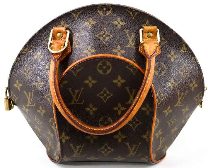 Louis Vuitton Bag LV Ellipse PM with Authenticity Certificate.