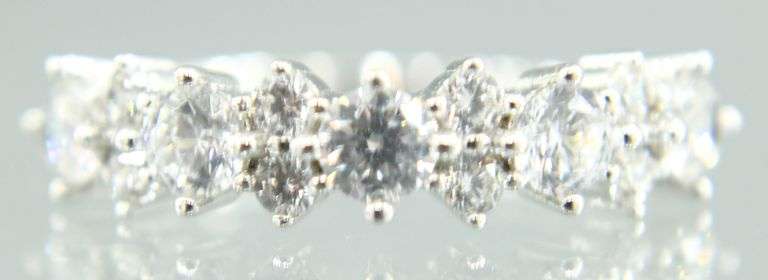 Sterling Silver Ring set with brilliant cut CZ, size 7 1/4.