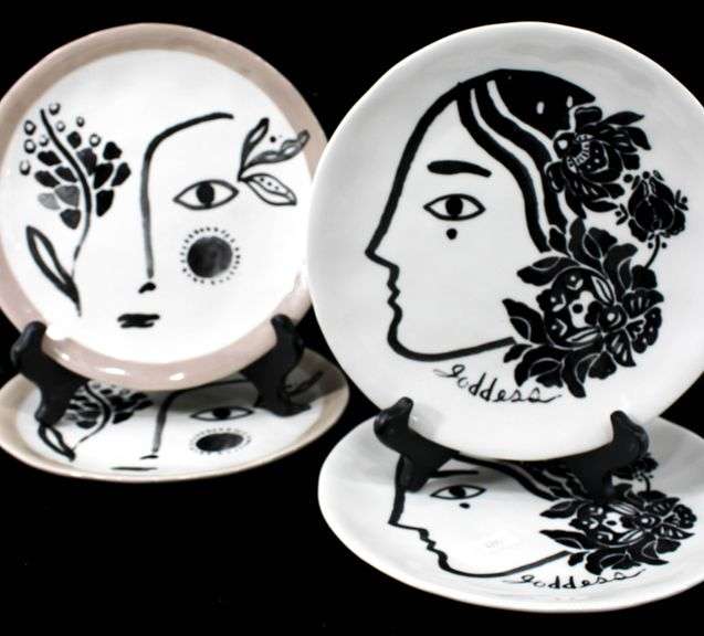 Anthropologie Stoneware Dessert  Plates