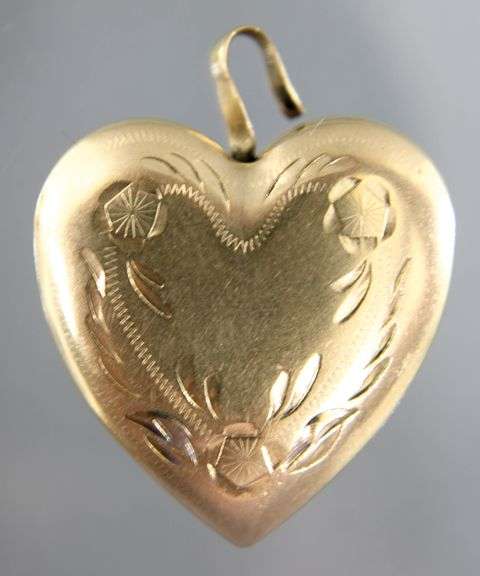 14 KT Gold heart Locket Pendant.      (6.37 gm)