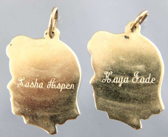 14 KT Gold engraved Charms / Pendants.    (3.04 gm)
