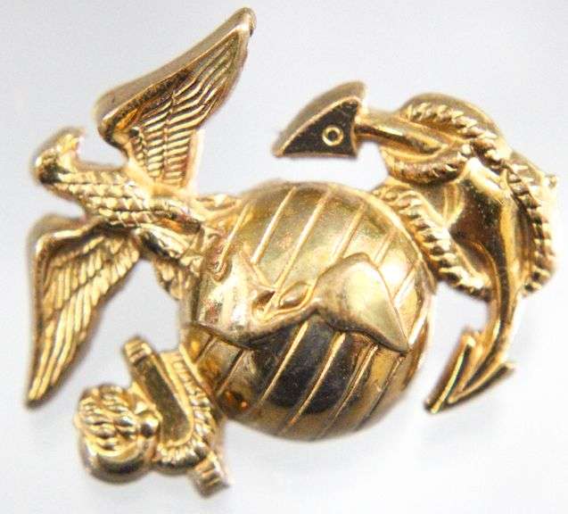 WWII Gemsco Marine Corps cover Pin