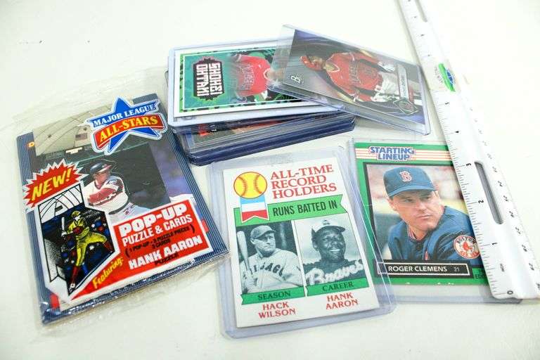 Baseball Trading Cards:  Major League All Stars Pop-Up Hank Aaron Puzzle & Cards - Factory Sealed, Yankees Reggie Jackson 1977 Topps Chewing Gum, Al Bumbry, Boog Powell Orioles 1975 Topps & More.