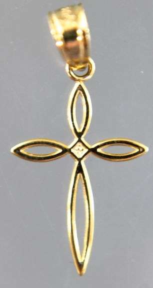 14 KT Gold Cross Pendant, new with tag.    (0.35 gm)