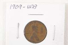 335+ Lincoln "Wheat" Pennies. Includes 1909 "VDB", Teens, Twenties, Thirties to 1939, with Early Years and Assorted Mint Marks..