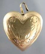 14 KT Gold heart Locket Pendant.      (6.37 gm)