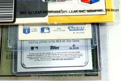 Baseball Trading Cards:  Major League All Stars Pop-Up Hank Aaron Puzzle & Cards - Factory Sealed, Yankees Reggie Jackson 1977 Topps Chewing Gum, Al Bumbry, Boog Powell Orioles 1975 Topps & More.