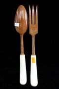 Divided Serving Dish / Wooden Salad Serving Ware Made in Italy &  Olfaire Green Leaf Spoon Rest Made in Portugal.