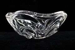 Raised Swirl Relief Handcrafted Clear Art Glass Crystal Centerpiece - 4 x 10