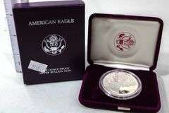 1989 American Eagle silver Dollar , Proof in case  1 OZ of .999 silver