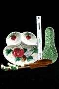 Divided Serving Dish / Wooden Salad Serving Ware Made in Italy &  Olfaire Green Leaf Spoon Rest Made in Portugal.