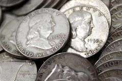 ONE HUNDRED ( 100 ) SILVER Franklin half dollars , $50 Face value