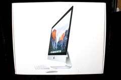 2017 iMac Reset to factory specs.  2017 Apple iMac 27 inch 1TB HDD 8G RAM Quad core 3.4GHz Intel Corei5.  .Per consignor, Excellent Condition.