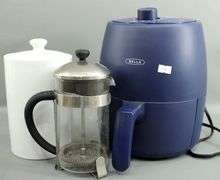 Bella 2 Qt Air Fryer Model: XF-201A , Coffee Press & Crofton Coffee Canister with Lid. T7