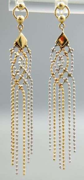 10 KT Gold drop fringe Earrings.    (2.62 gm)