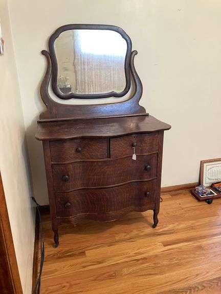 Oak Chest of Drawers with Serpentine Front