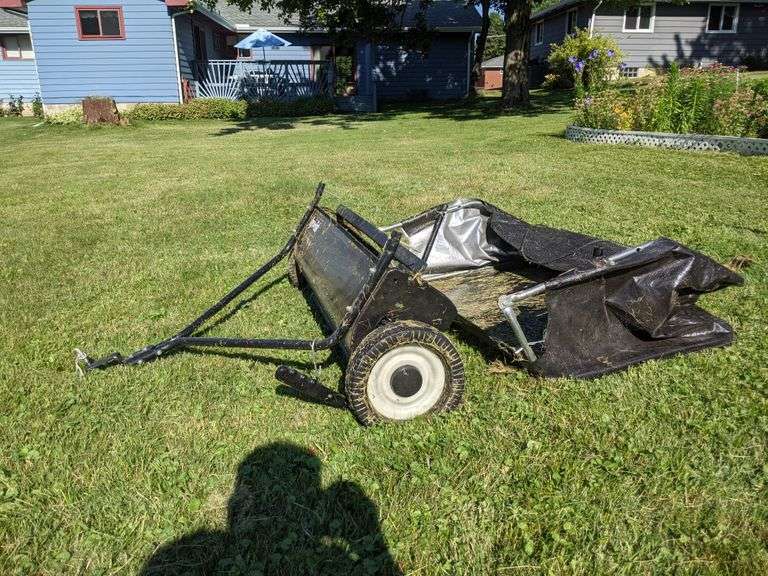 Agri-Fab Yard Sweeper with Bag and Detatcher Rake