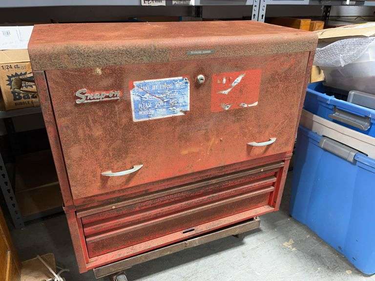 Vintage (1960s?) Snap-On 2 Piece Tool Chest - Top marked KRA 61 B