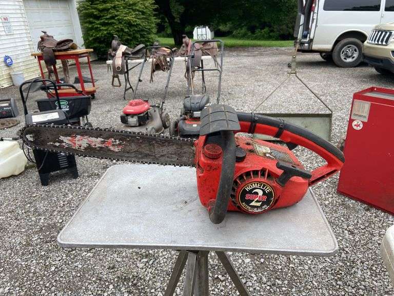 Chainsaw. Homelite Super 2.