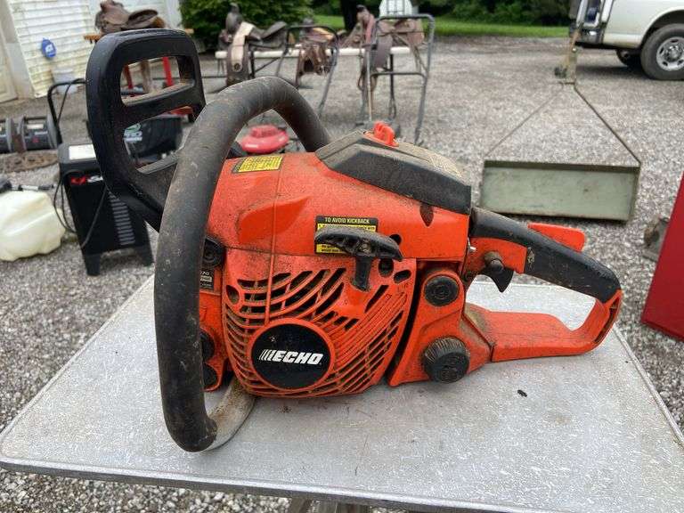 Chainsaw. Echo CS-370. No Bar.