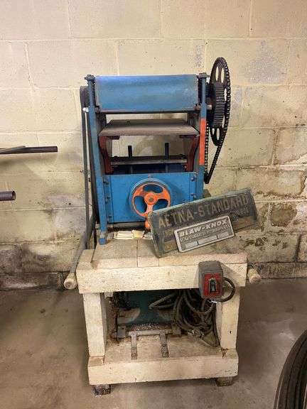 Planer on Wood Base (very heavy)