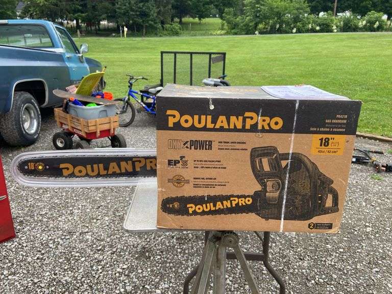 Chainsaw. Poulan  Pro 18", unused, new in box.