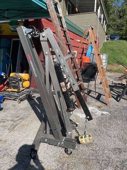 1 Ton Folding Shop Crane / Cherry Picker Engine Lift, mfg by Pittsburgh