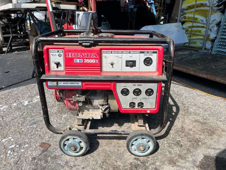 Honda EB3500x Generator (gave it a few pulls, did not get it started)