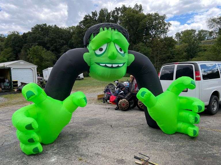 Auction in Freedom, PA