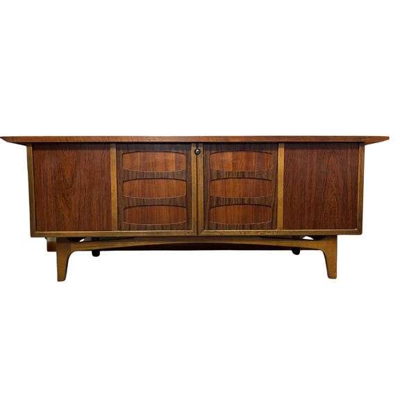 Crandon Circle, Beaver, PA