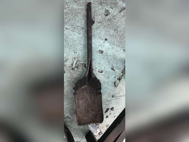 FIRE PLACE IRONS AND SCOOP
