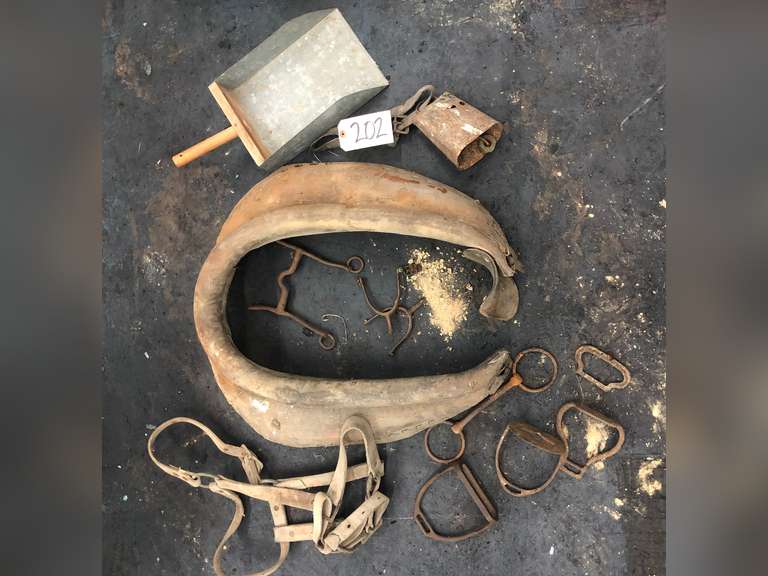 HORSE COLLAR, HALTER, SCOOP, BELL
