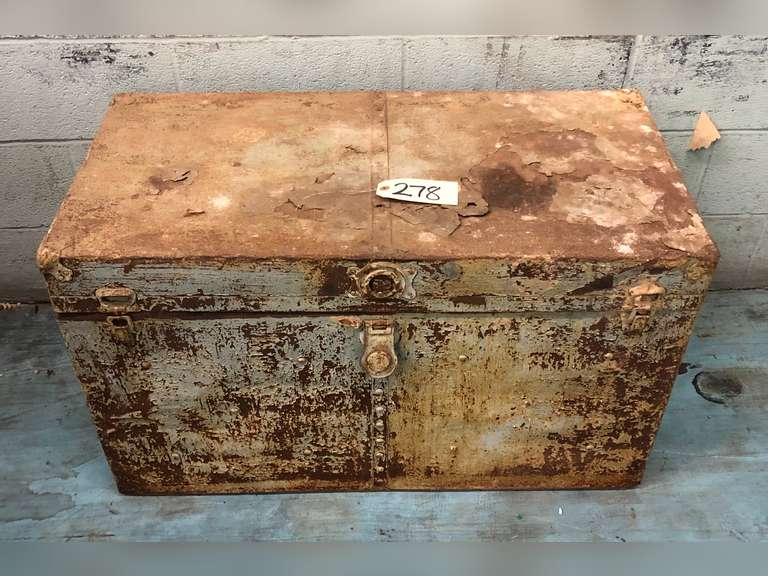 TRUNK